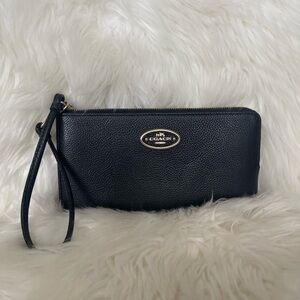COACH Wristlet AUTHENTIC